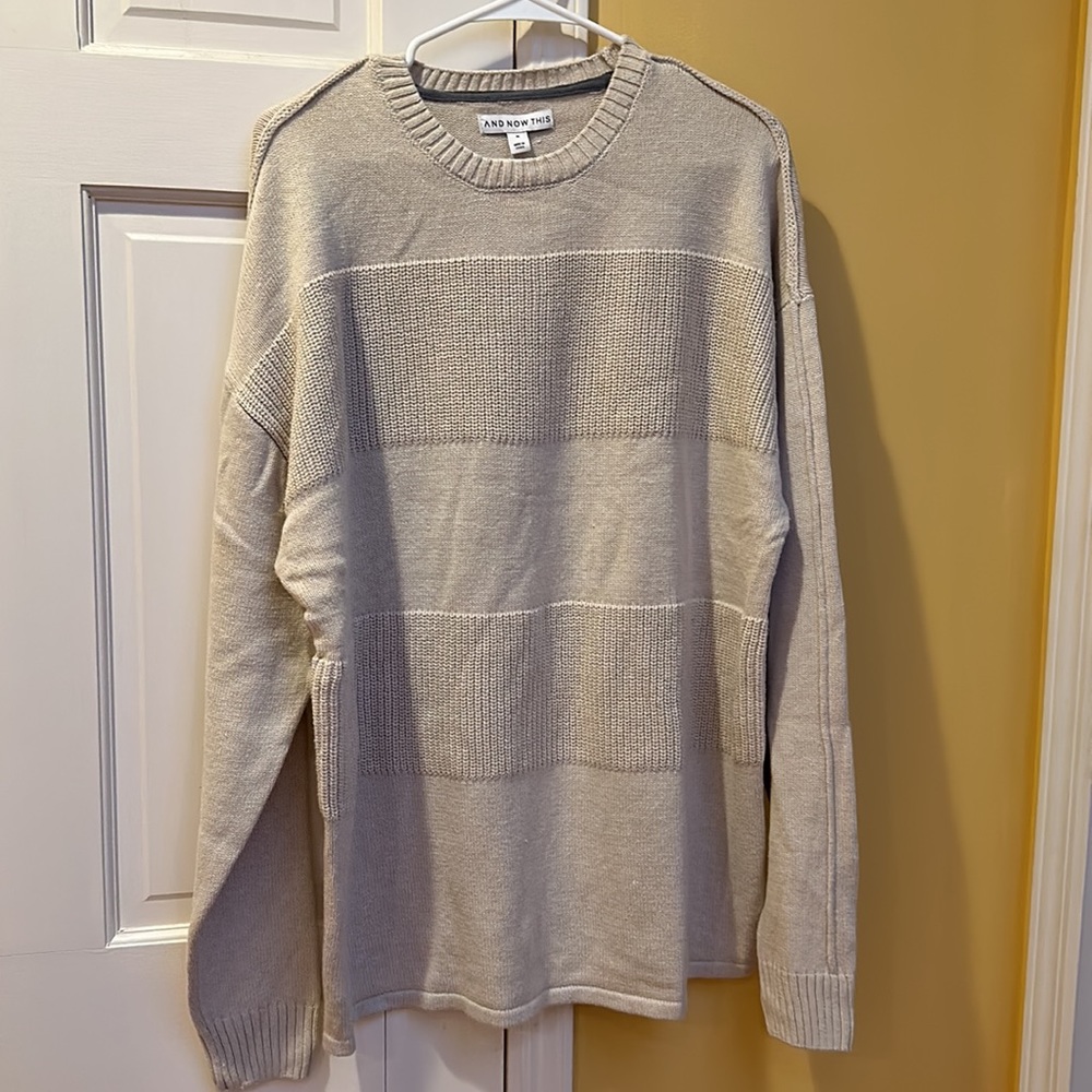 NWT Men’s cream drop shoulder crewneck sweater, size medium.